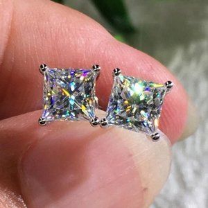 2.5 ct Square Princess Cut Diamond Stud Earrings